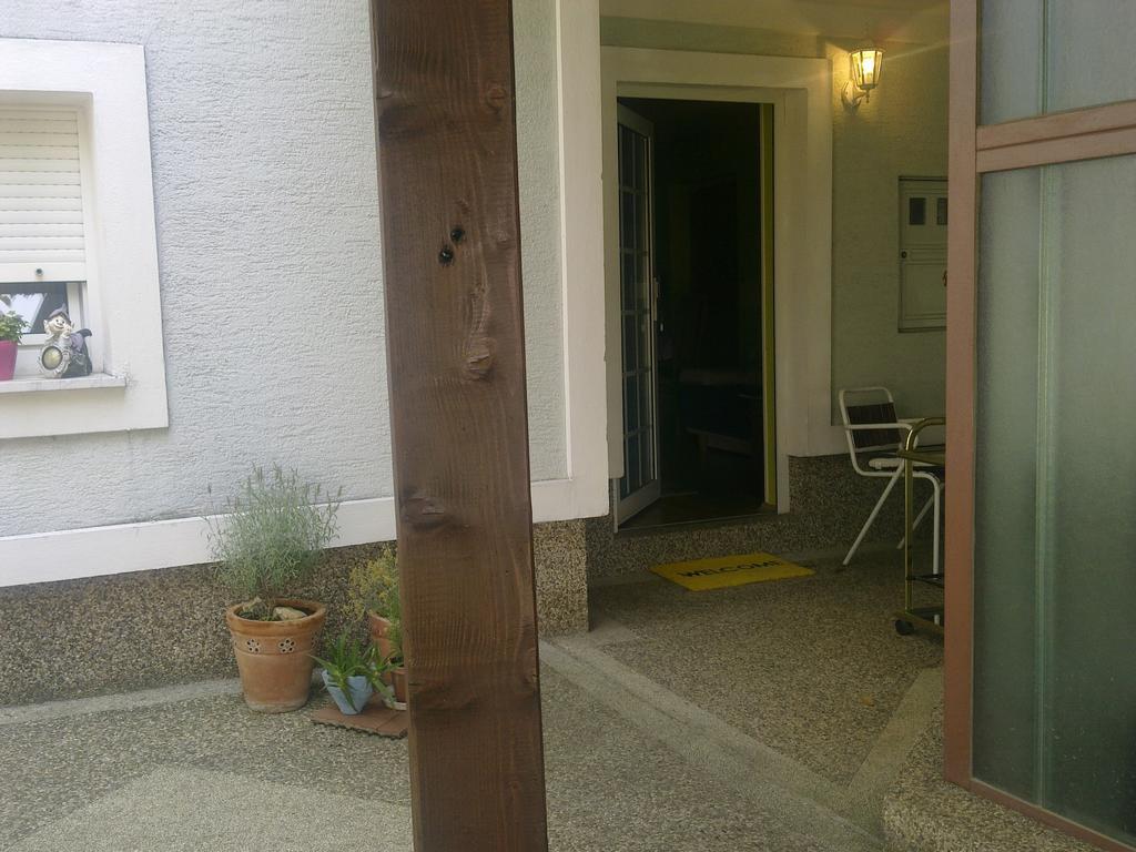Apartment & Rooms Miboti Samobor Buitenkant foto